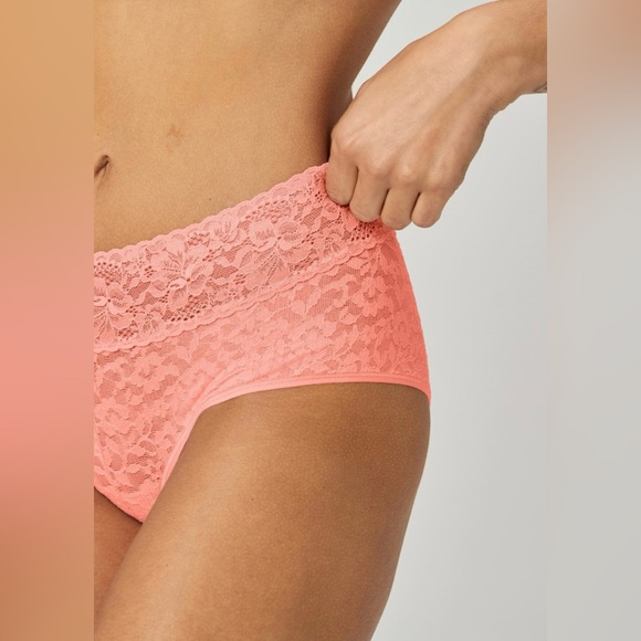 Fabletics Lush Lace Boyshort | Peach Blush | M | NWT - Picture 2 of 6